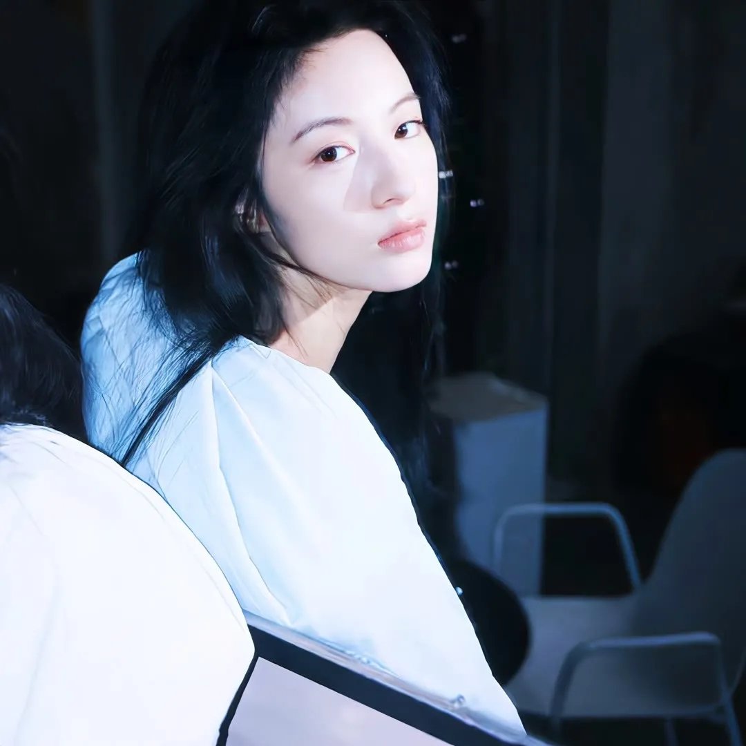 经常请吃饭的理事大人